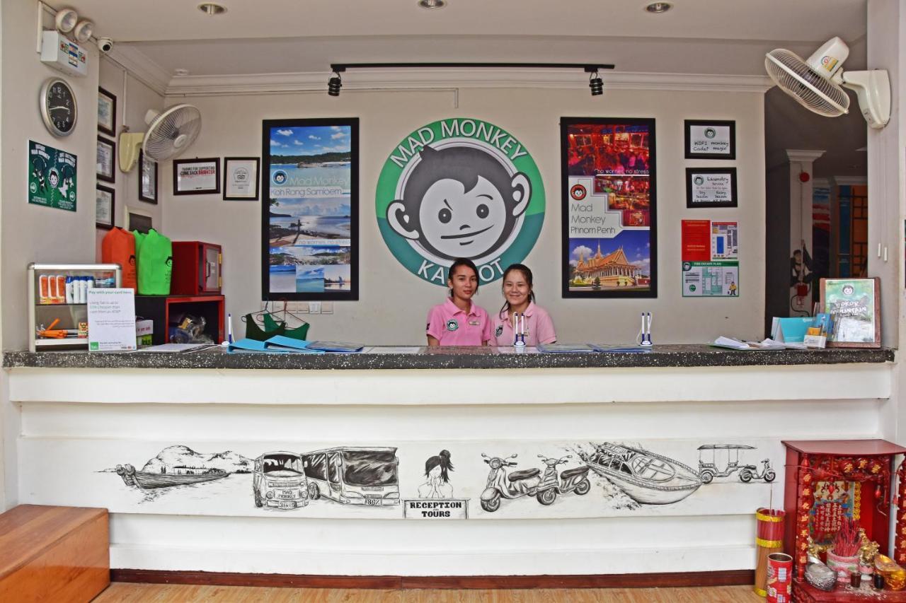 Mad Monkey Hostel Kampot (Adults Only) Bagian luar foto